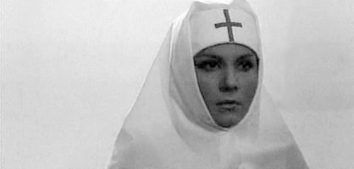 Valentina Malyavina in Krasnaya ploshchad (1970)