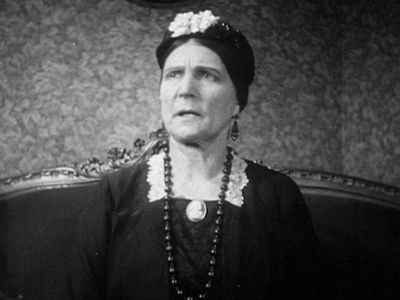 Rosa Gore in The Laurel-Hardy Murder Case (1930)