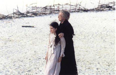 Fernanda Montenegro and Fernanda Torres in House of Sand (2005)