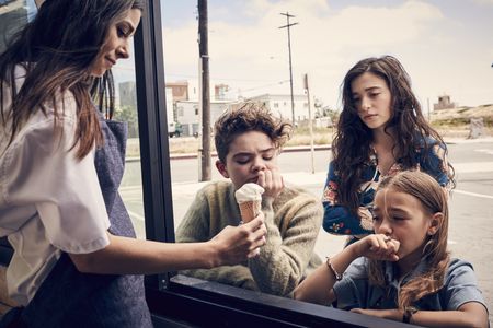 Pamela Adlon, Mikey Madison, Hannah Riley, and Olivia Edward in Better Things (2016)