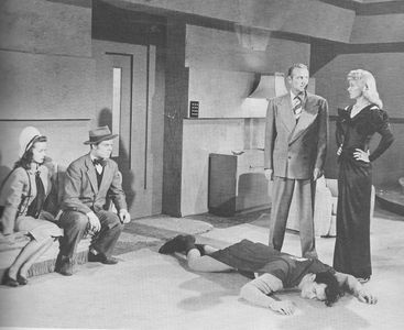Kirk Alyn, Tommy Bond, Carol Forman, George Meeker, and Noel Neill in Superman (1948)