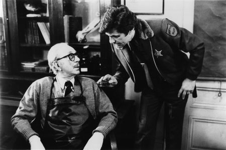 Jack Albertson and James Farentino in Dead & Buried (1981)