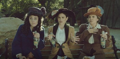 Elizabeth Olsen, Rachel Bilson, and Maria Blasucci in Drunk History (2013)
