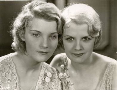 Helen Chandler and Frances Dade in Dracula (1931)