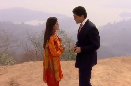 Alyy Khan and Aparna Tilak in Jeet: Episode #1.25 (2004)