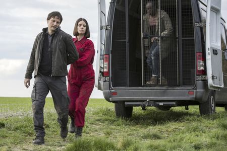 Anthony Flanagan, Sonya Cassidy, and Ivanno Jeremiah in Humans (2015)