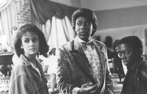 Lenny Henry, Anne-Marie Johnson, and Charles Lane in True Identity (1991)