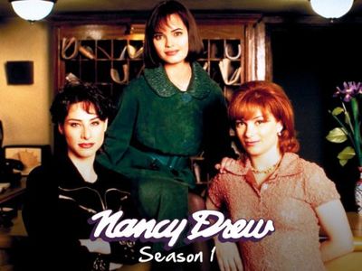 Jhene Erwin, Joy Tanner, and Tracy Ryan in Nancy Drew (1995)