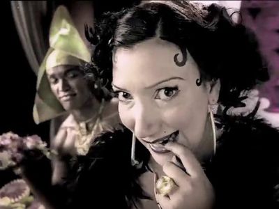 Vekeana Dhillon as the Queen in Love Ke Liye (2002).