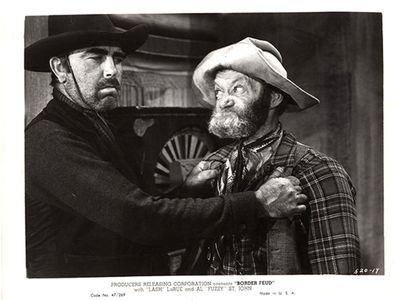 Casey MacGregor and Al St. John in Border Feud (1947)