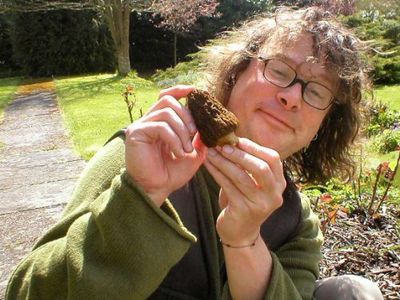 Hugh Fearnley-Whittingstall in Beyond River Cottage (2004)