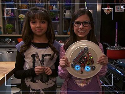 Madisyn Shipman and Cree in Game Shakers (2015)
