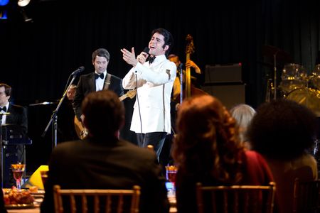 John Lloyd Young and Geronica Lee Moffett in Jersey Boys (2014)