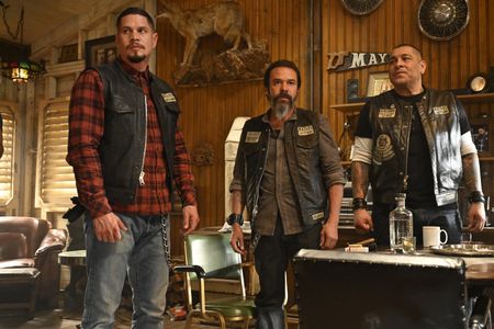 Michael Irby, Frankie Loyal, and JD Pardo in Mayans M.C. (2018)