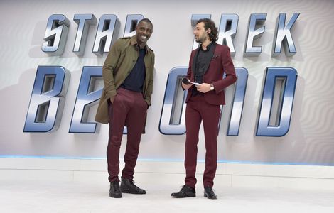 Idris Elba and Alex Zane at an event for Star Trek Beyond (2016)