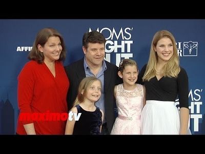Sean Astin, Ali Astin, and Christine Astin in Moms' Night Out (2014)