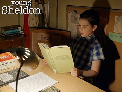 Iain Armitage in Young Sheldon: A Broom Closet and Satan's Monopoly Board (2019)