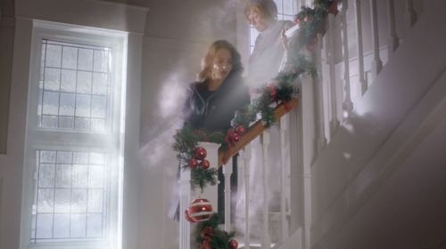Shirley MacLaine and Kristin Davis in A Heavenly Christmas (2016)