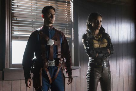 Matthew MacCaull and Maisie Richardson-Sellers in DC's Legends of Tomorrow (2016)