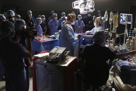 Justin Chambers, Sandra Oh, and Melissa Oliver in Grey's Anatomy (2005)