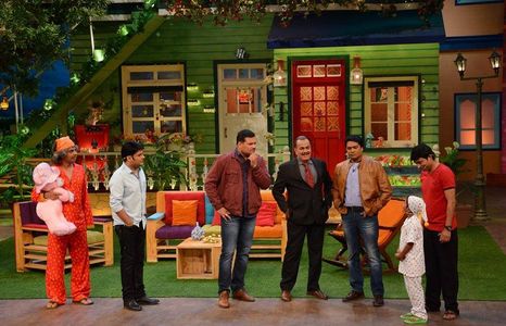 Shivaji Satam, Aditya Srivastav, Dayanand Shetty, and Kartikey Raj in The Kapil Sharma Show (2016)