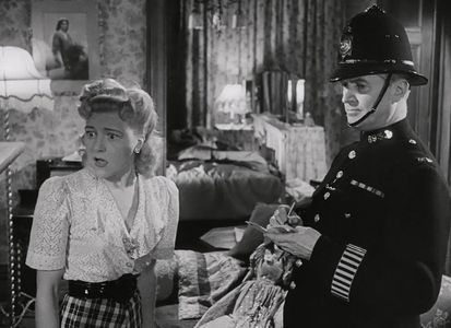 Dora Bryan and Jack Warner in The Blue Lamp (1950)