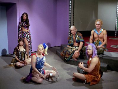 Victor Brandt, Phyllis Douglas, Deborah Downey, Skip Homeier, Charles Napier, and Mary Linda Rapelye in Star Trek (1966)