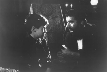 Saul Rubinek and Noam Zylberman in The Outside Chance of Maximilian Glick (1988)