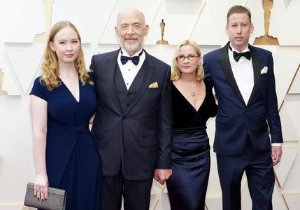 Olivia Simmons, JK Simmons, Michelle Schumacher and Randle Schumacher at the Academy Awards 2022