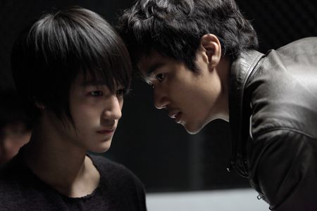 Kang-woo Kim and Kim Bum in The Gifted Hands (2013)