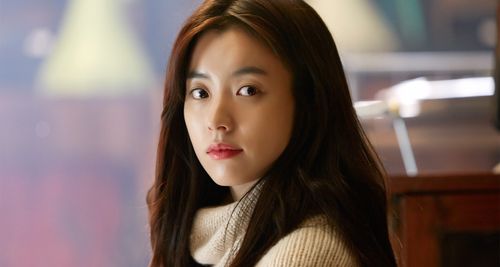 Han Hyo-joo in The Beauty Inside (2015)