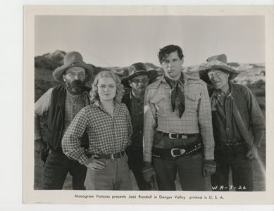 Earl Dwire, Hal Price, Jack Randall, and Lois Wilde in Danger Valley (1937)