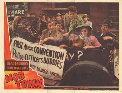 Gabriel Dell, Dick Foran, Anne Gwynne, Huntz Hall, Billy Halop, and Bernard Punsly in Mob Town (1941)