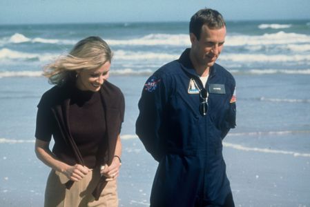 Faith Daniels and David Kelsey in The Cape (1996)