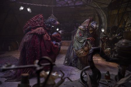 Mark Hamill, Simon Pegg, Olly Taylor, and Warrick Brownlow-Pike in The Dark Crystal: Age of Resistance (2019)