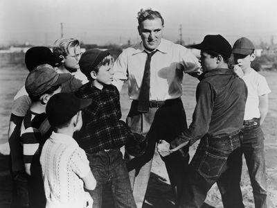 William Bendix, Billy Gray, Tommy Ivo, Jackie Jackson, Tommy Mann, Larry Olsen, and Tony Taylor in Kill the Umpire (1950