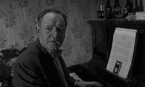 Bernard Lee in The L-Shaped Room (1962)
