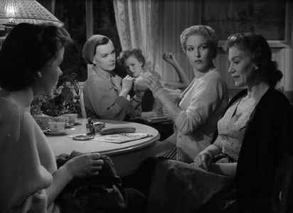 Gerd Andersson, Anita Björk, Eva Dahlbeck, Maj-Britt Nilsson, and Aino Taube in Waiting Women (1952)