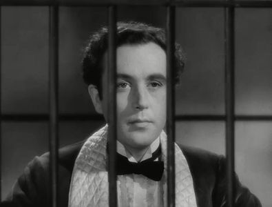Dennis Price in Kind Hearts and Coronets (1949)