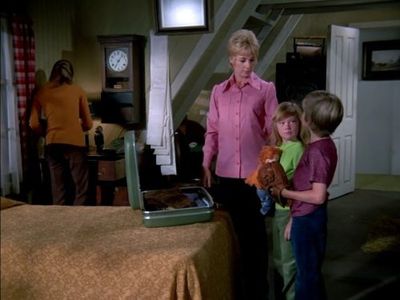 Suzanne Crough, Brian Forster, and Shirley Jones in The Partridge Family (1970)