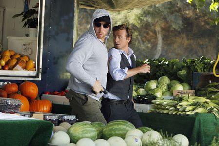 Adam Dunnells and Simon Baker in The Mentalist, Ep: Ball of Fire.