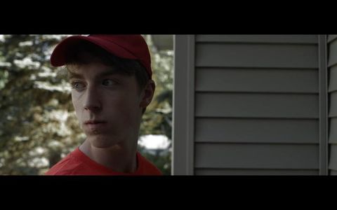 Connor Murray in Shift (2022)