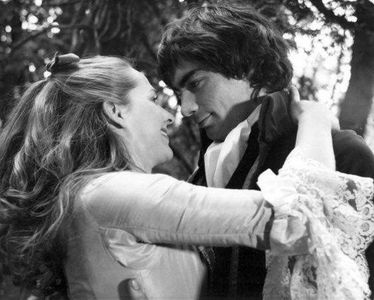 Timothy Dalton and Hilary Heath in Wuthering Heights (1970)