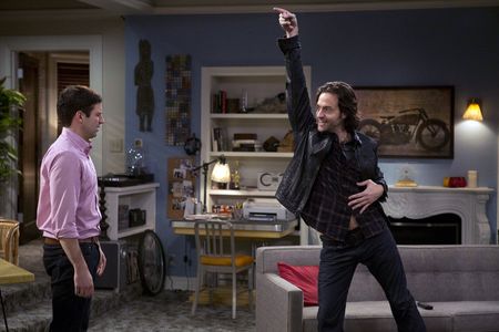 Chris D'Elia and Brent Morin in Undateable (2014)