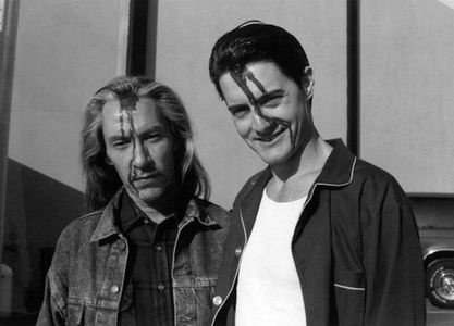 Kyle MacLachlan and Frank Silva in Twin Peaks (1990)