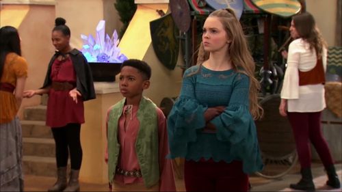 Savannah May and Seth Carr on Nickelodeon’s Knight Squad 2018