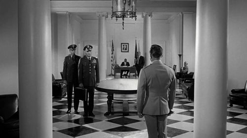 Kirk Douglas, Burt Lancaster, Richard Anderson, George Macready, and Edmond O'Brien in Seven Days in May (1964)