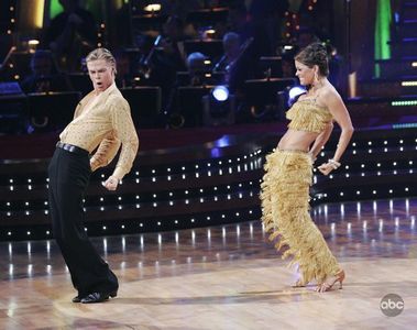 Brooke Burke and Derek Hough in Dancing with the Stars (2005)