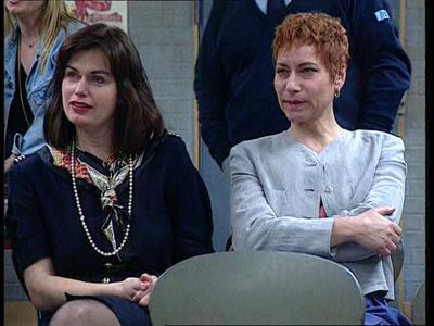 Bea Meulman and Liz Snoyink in Vrouwenvleugel (1993)