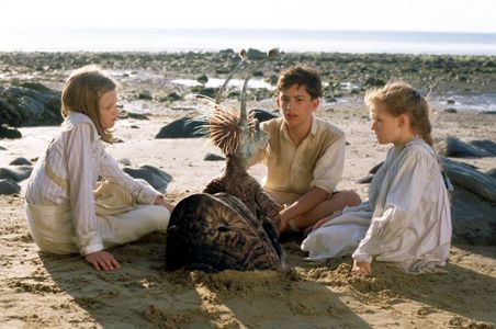Jonathan Bailey, Poppy Rogers, and Jessica Claridge in Five Children and It (2004)